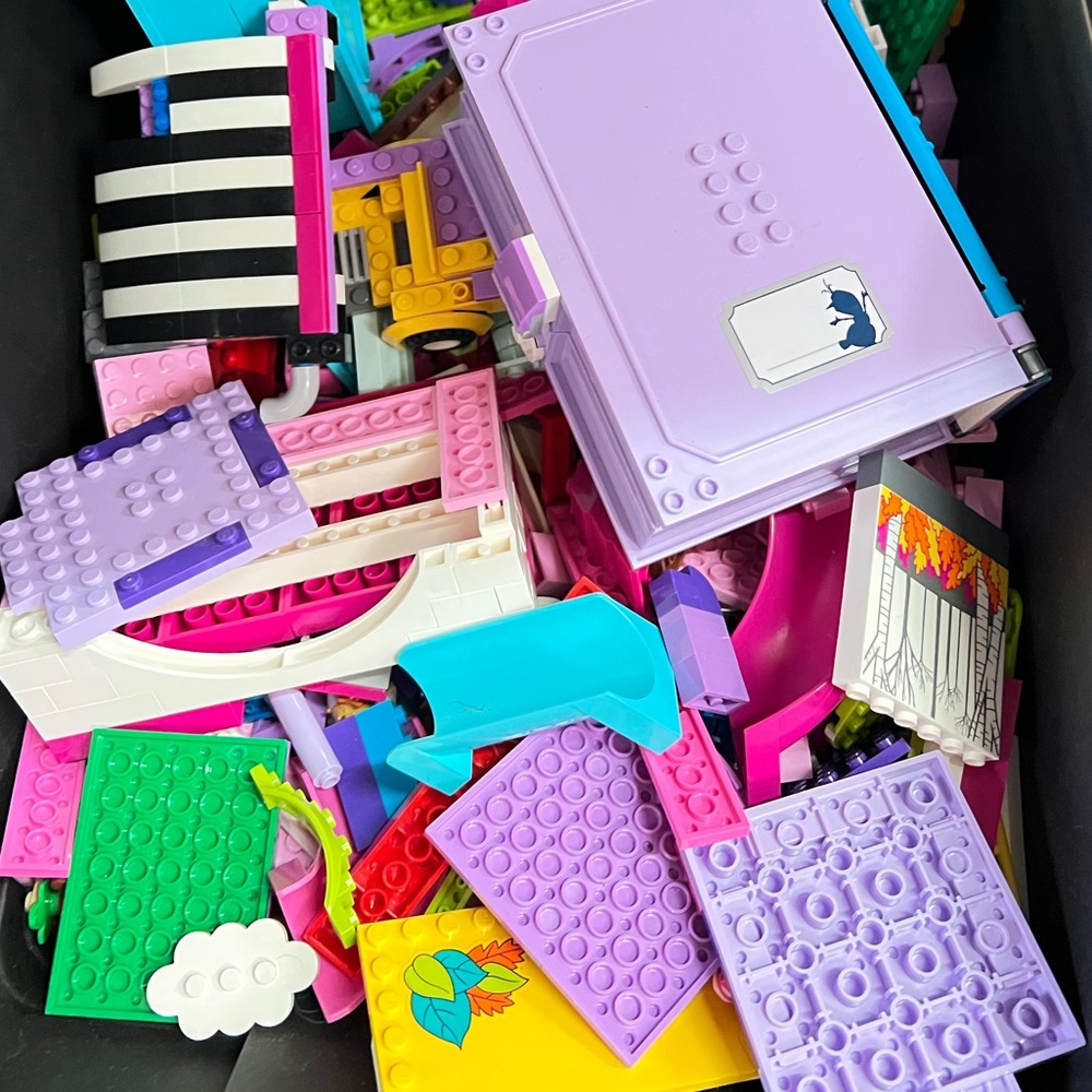 4lbs Genuine LEGO - Bulk Bricks Parts Pieces Lot - Choose Boy or Girl Box - Picture 10 of 11